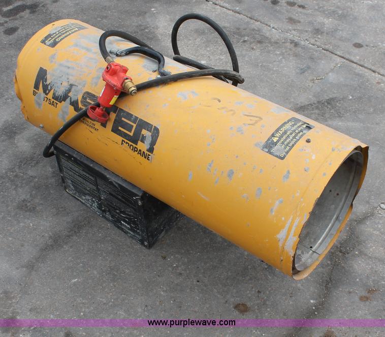 Master BLP375AT propane torpedo heater in Wichita, KS | Item E3061 sold |  Purple Wave