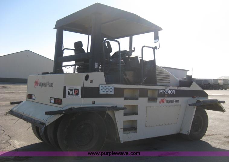 image for item E3068 2002 Ingersoll Rand PT-240R rubber tire asphalt roller