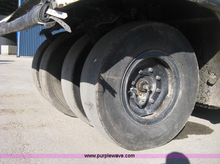 image for item E3068 2002 Ingersoll Rand PT-240R rubber tire asphalt roller