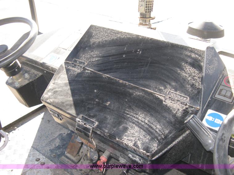 image for item E3068 2002 Ingersoll Rand PT-240R rubber tire asphalt roller