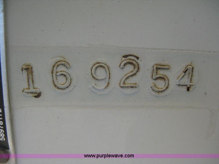 image for item E3068 2002 Ingersoll Rand PT-240R rubber tire asphalt roller