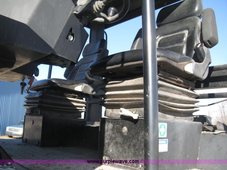 image for item E3068 2002 Ingersoll Rand PT-240R rubber tire asphalt roller