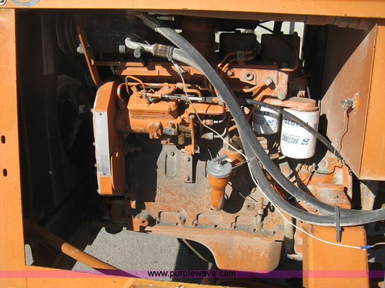 image for item E3069 1996 Waldon Sweep Master II broom