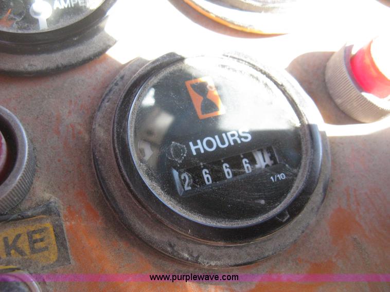 image for item E3069 1996 Waldon Sweep Master II broom