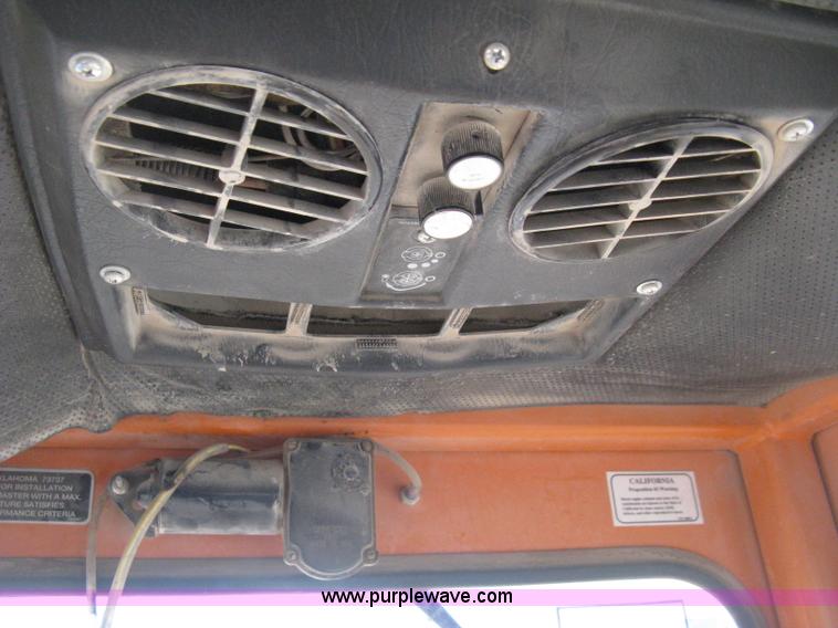 image for item E3069 1996 Waldon Sweep Master II broom