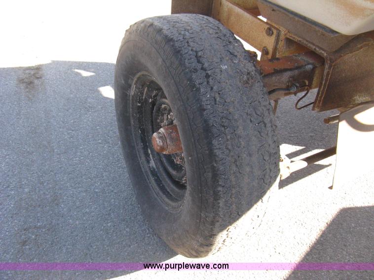 image for item E3069 1996 Waldon Sweep Master II broom