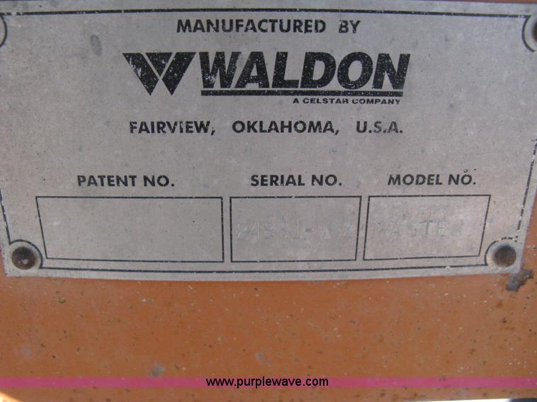image for item E3069 1996 Waldon Sweep Master II broom