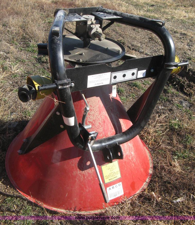 image for item E3070 Farm Star broadcast spreader