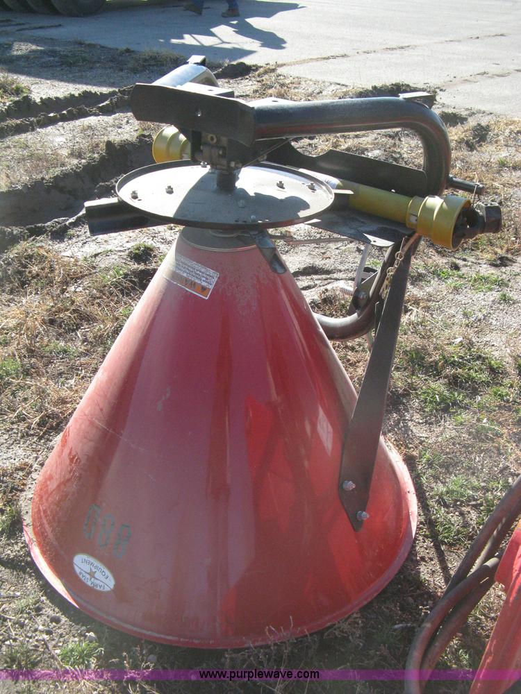image for item E3070 Farm Star broadcast spreader