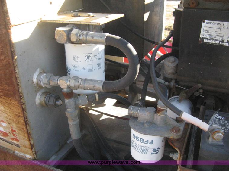 image for item E3072 Stone BD33 Bulldog pad foot compactor