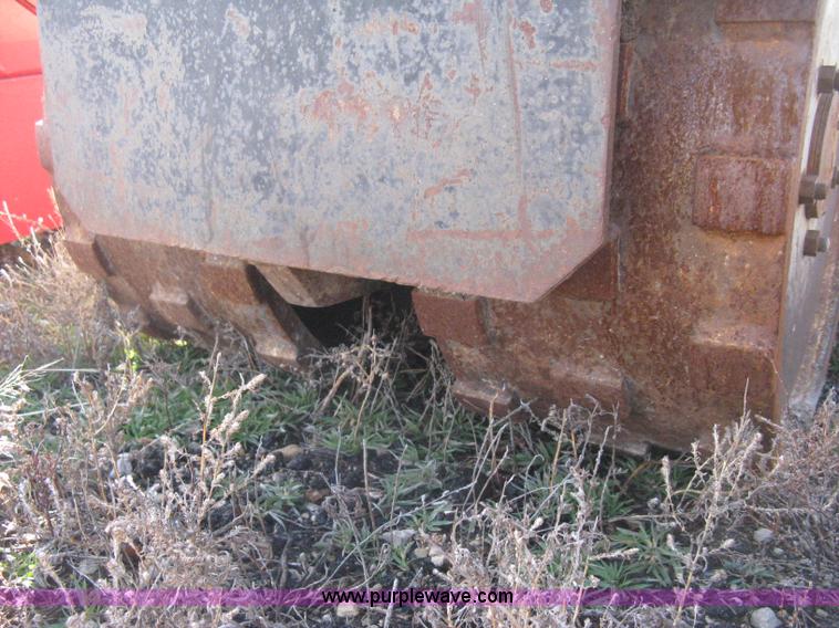 image for item E3072 Stone BD33 Bulldog pad foot compactor