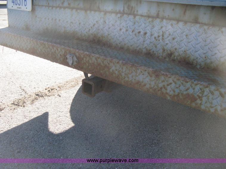 image for item E3073 1992 Chevrolet Cheyenne 2500 utility truck