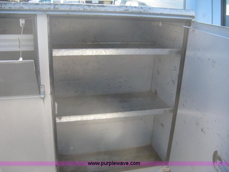 image for item E3073 1992 Chevrolet Cheyenne 2500 utility truck