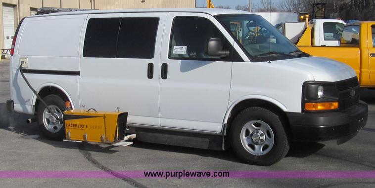 image for item E3673 Laserlux CEN30 Mobile Retroreflectometer with 2006 Chevrolet Express 1500 Cargo van