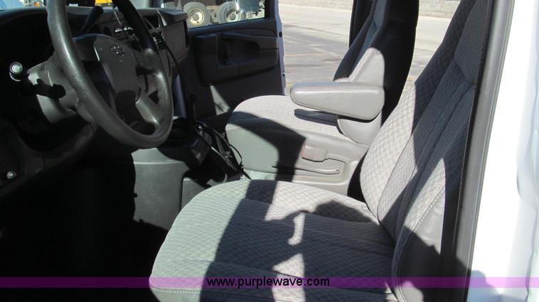 image for item E3673 Laserlux CEN30 Mobile Retroreflectometer with 2006 Chevrolet Express 1500 Cargo van