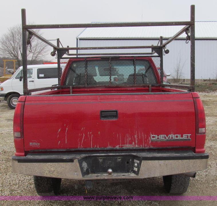 image for item E3700 1998 Chevrolet Silverado 2500 pickup truck