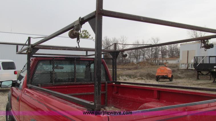 image for item E3700 1998 Chevrolet Silverado 2500 pickup truck