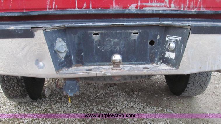 image for item E3700 1998 Chevrolet Silverado 2500 pickup truck