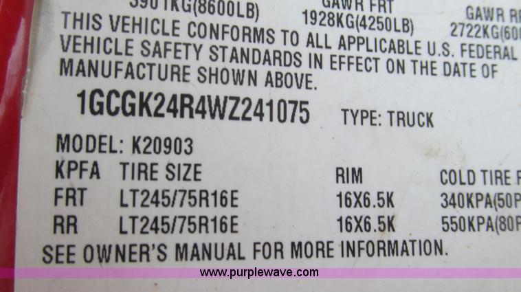 image for item E3700 1998 Chevrolet Silverado 2500 pickup truck