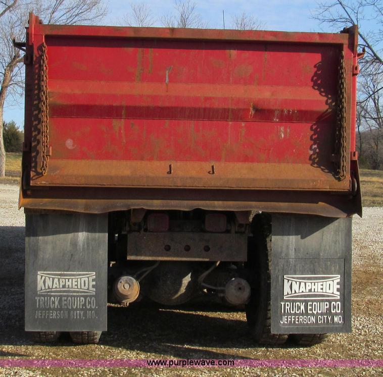 image for item E3719 1997 Freightliner FL80 dump truck