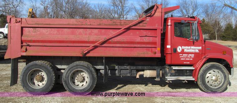 image for item E3719 1997 Freightliner FL80 dump truck