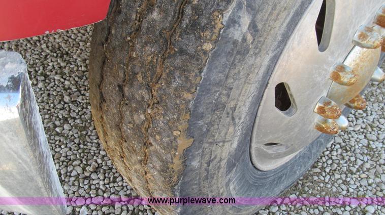 image for item E3719 1997 Freightliner FL80 dump truck