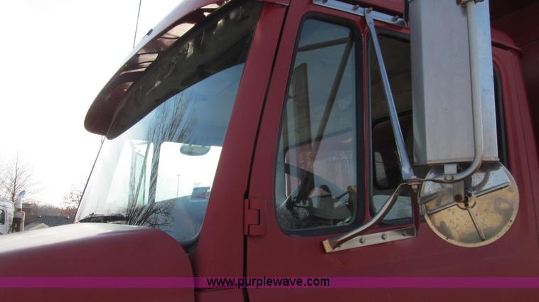 image for item E3719 1997 Freightliner FL80 dump truck