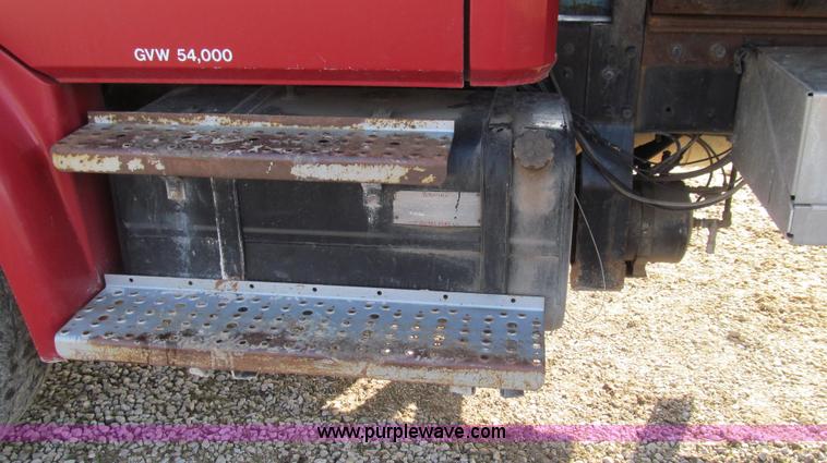 image for item E3719 1997 Freightliner FL80 dump truck