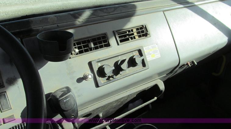 image for item E3719 1997 Freightliner FL80 dump truck