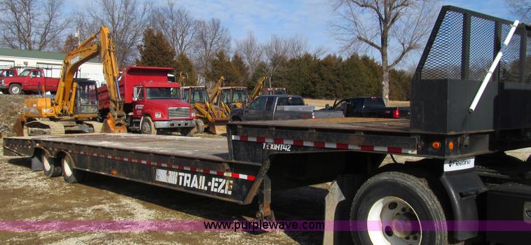 image for item E3721 2002 Trail-Eze TE70HT42 trailer