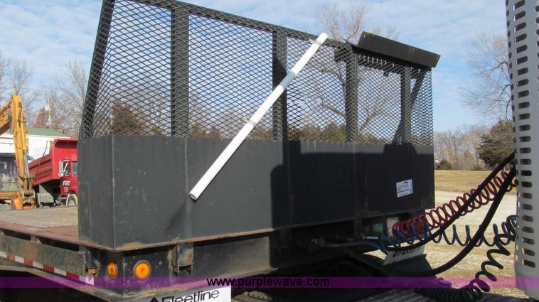 image for item E3721 2002 Trail-Eze TE70HT42 trailer