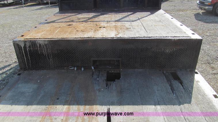 image for item E3721 2002 Trail-Eze TE70HT42 trailer