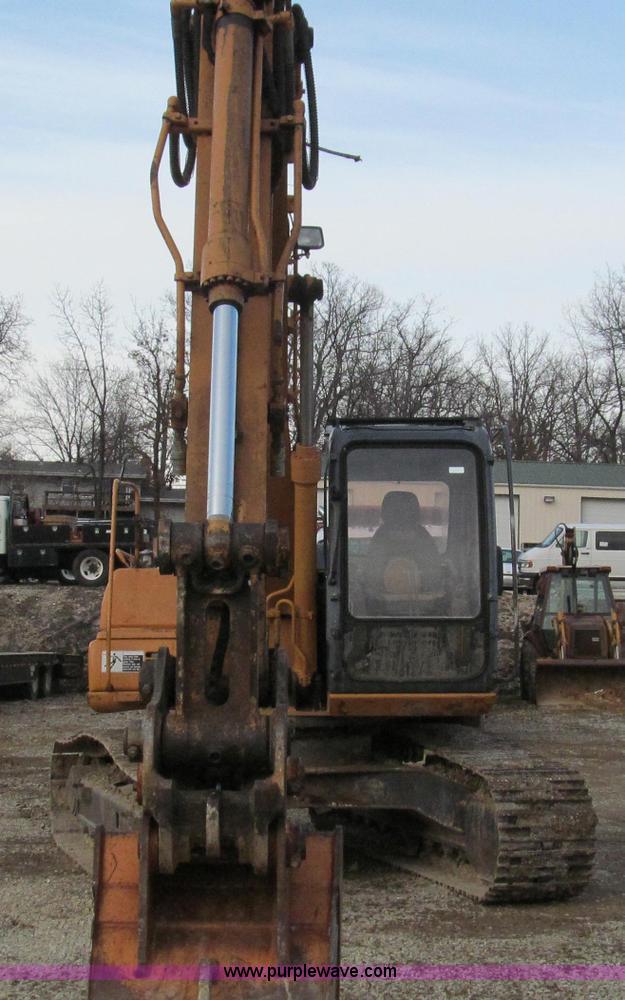 image for item E3722 2001 Case CX160 excavator