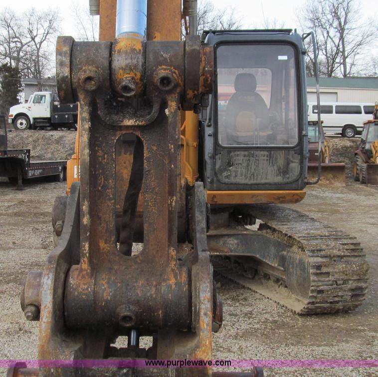 image for item E3722 2001 Case CX160 excavator