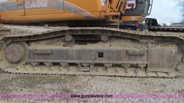 image for item E3722 2001 Case CX160 excavator
