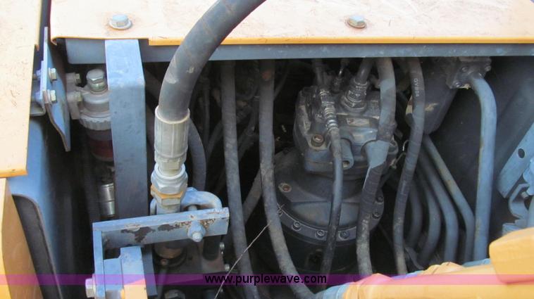 image for item E3722 2001 Case CX160 excavator