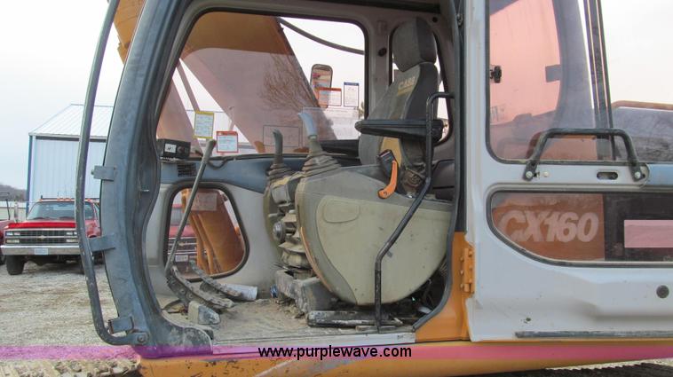 image for item E3722 2001 Case CX160 excavator
