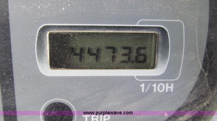 image for item E3722 2001 Case CX160 excavator