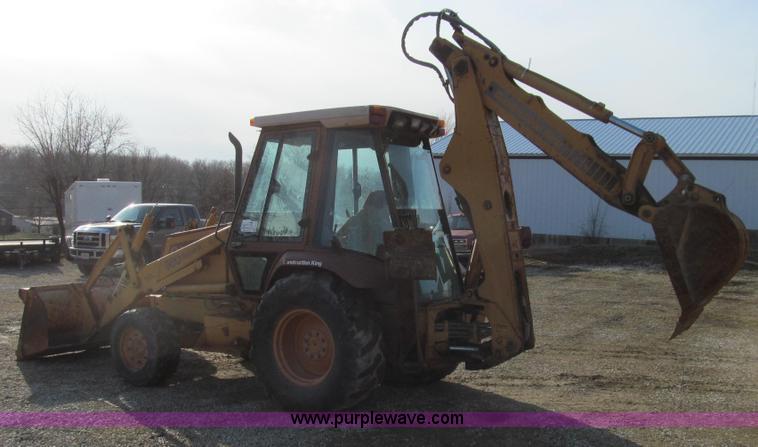 image for item E3723 1992 Case 580 Super K Extendahoe backhoe
