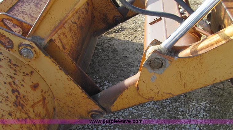 image for item E3723 1992 Case 580 Super K Extendahoe backhoe
