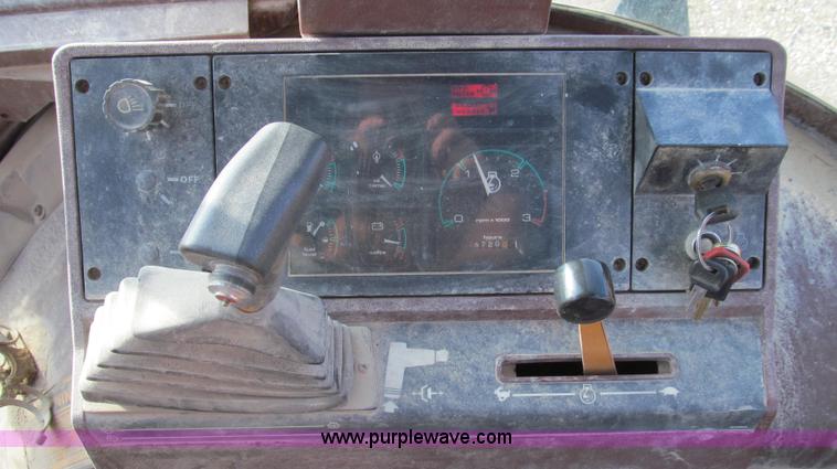 image for item E3723 1992 Case 580 Super K Extendahoe backhoe