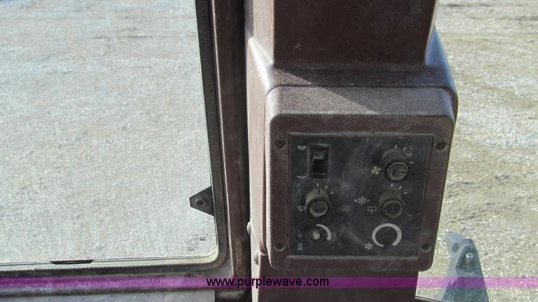 image for item E3723 1992 Case 580 Super K Extendahoe backhoe