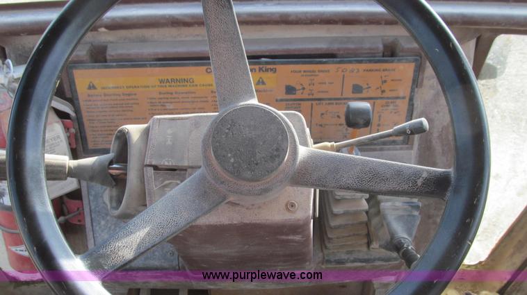 image for item E3723 1992 Case 580 Super K Extendahoe backhoe