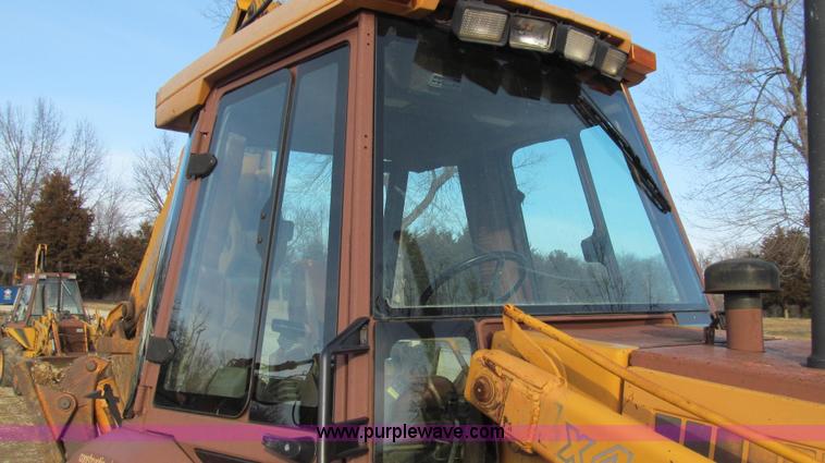 image for item E3724 1990 Case 580K Extendahoe backhoe