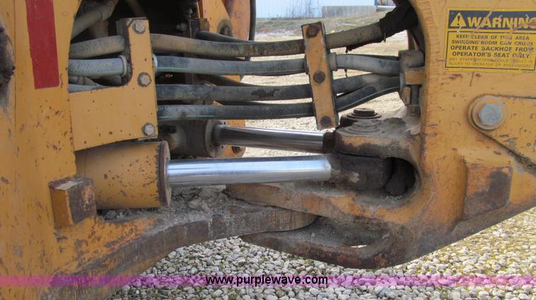 image for item E3724 1990 Case 580K Extendahoe backhoe