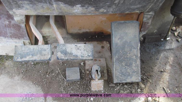 image for item E3724 1990 Case 580K Extendahoe backhoe