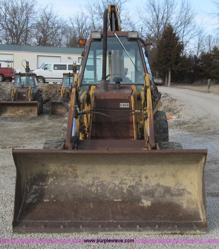 image for item E3725 Case 580E backhoe