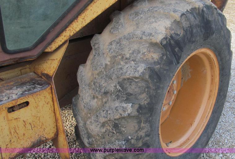 image for item E3725 Case 580E backhoe