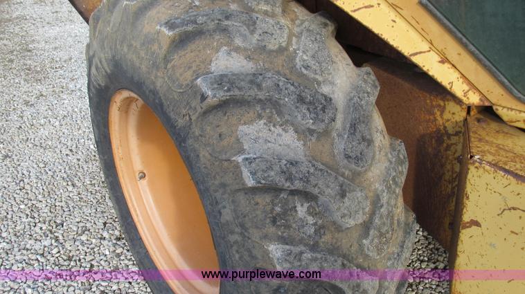 image for item E3725 Case 580E backhoe