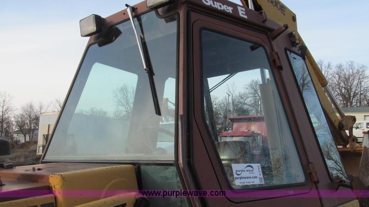 image for item E3725 Case 580E backhoe